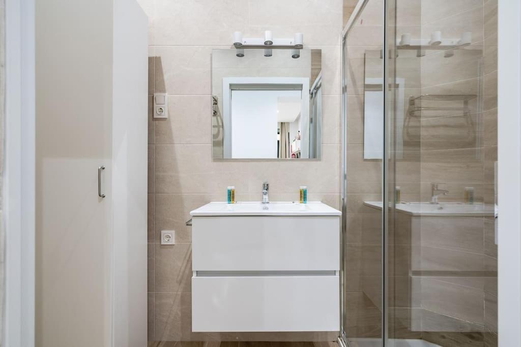 Apartamento Acogedor Y Comodo Guad-C Мадрид Екстериор снимка
